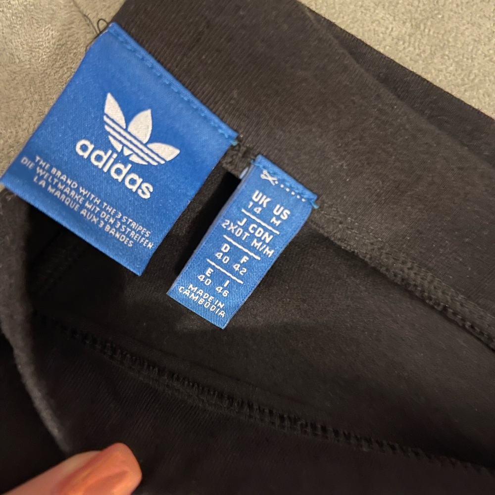 Adidas Women’s 3-Stripe Legging - Picture 3 of 4